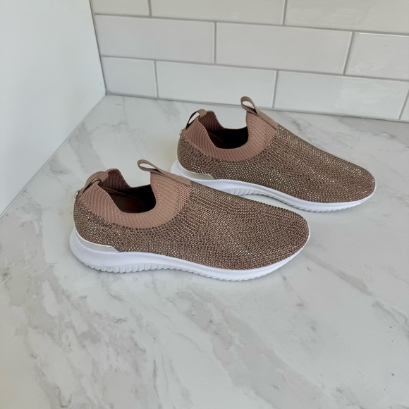 Anne Klein Mylee Blush Knit Slip-On Sneakers Size 6 Comfy Casual Everyday Shoes - Picture 5 of 8